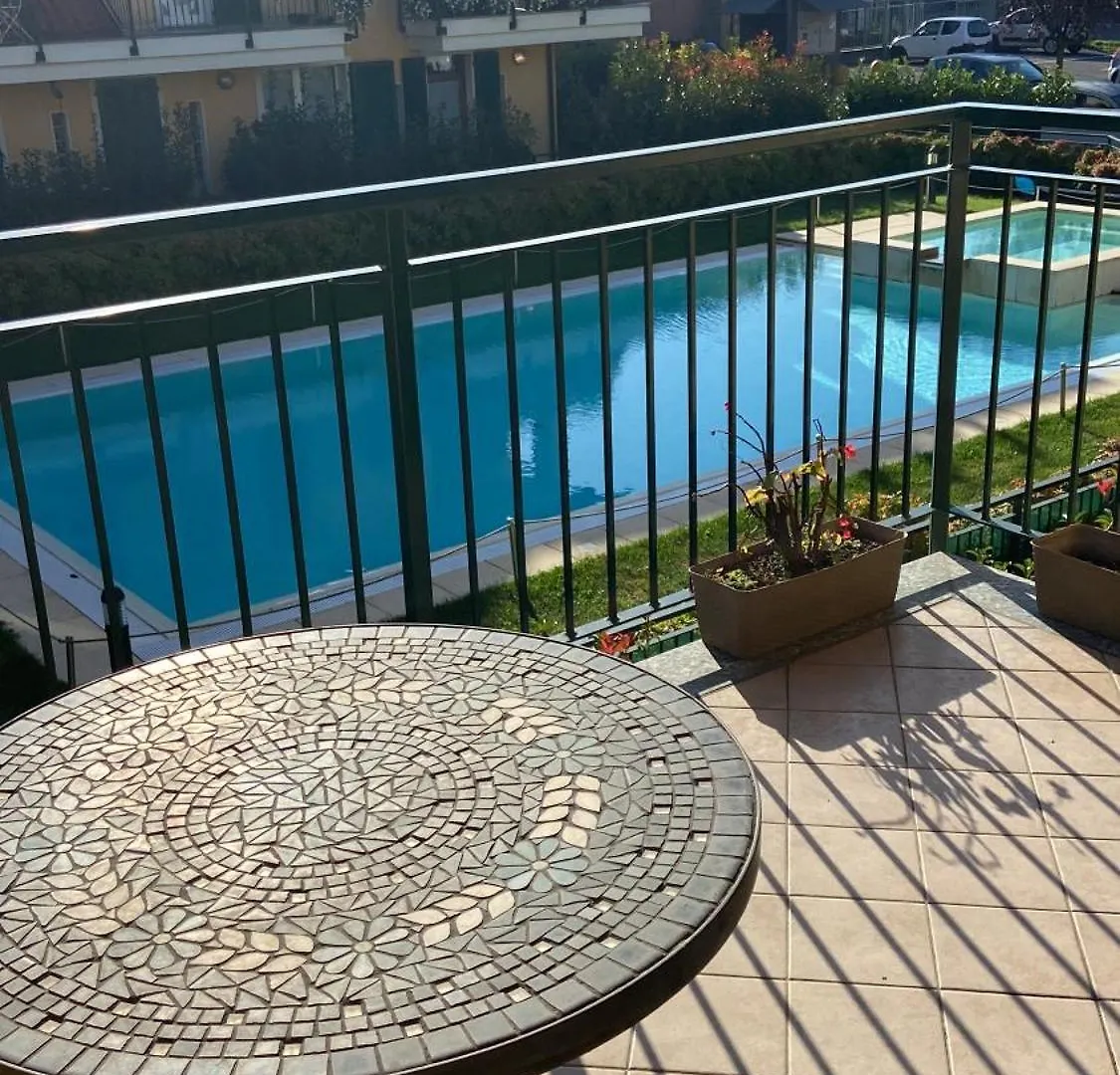 Pool Apartment بيلاجيو